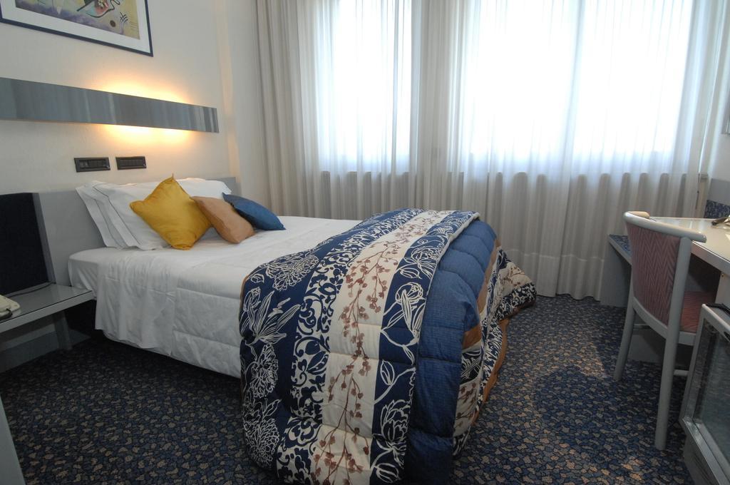 Hotel Michelangelo Б'єлла Номер фото